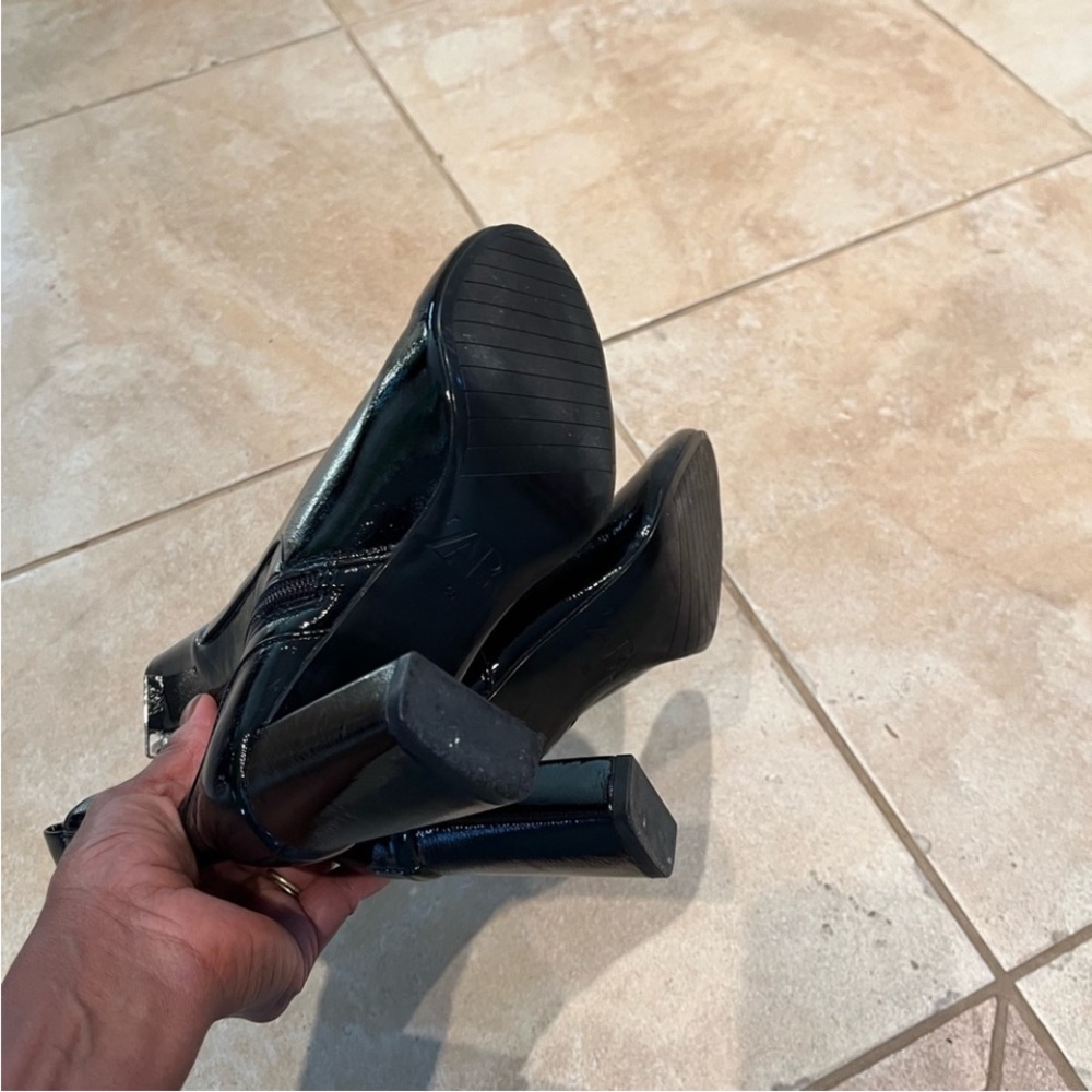 NWOT - Never worn Zara Glossy Black Heeled Boots - Picture 3 of 6